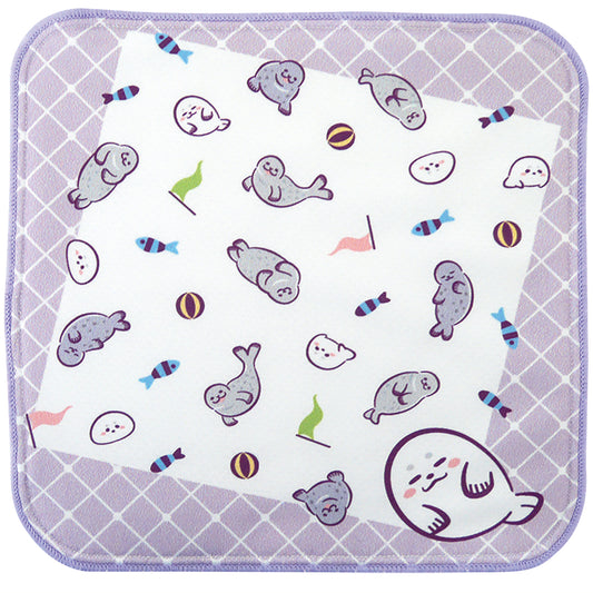 AQUA latte てのひらサイズのたおるはんかち アザラシ