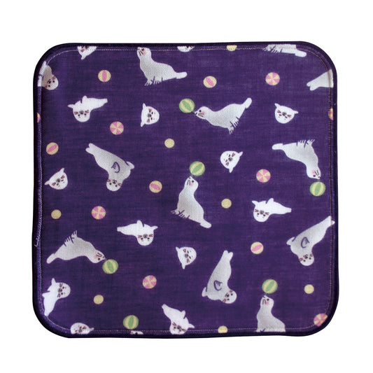 和心 手のひらサイズのタオルはんかち あざらし